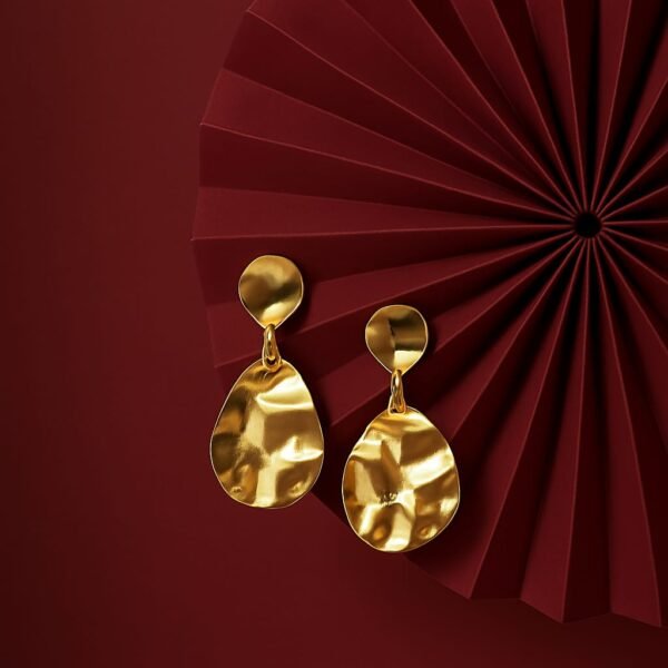 Stylish hammered gold drop earrings – statement accessory for modern, minimal fashion lovers